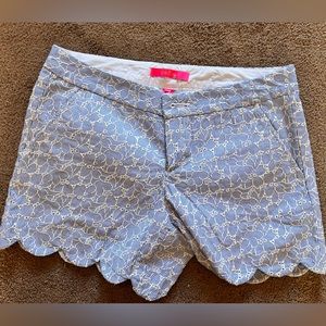 Lilly Pulitzer 5” Scalloped Blue Shorts